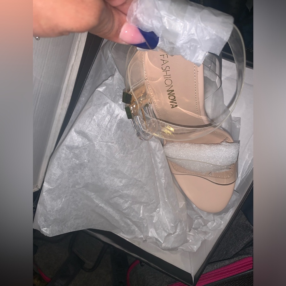 Beautiful brand new fashion nova wedges, size 7